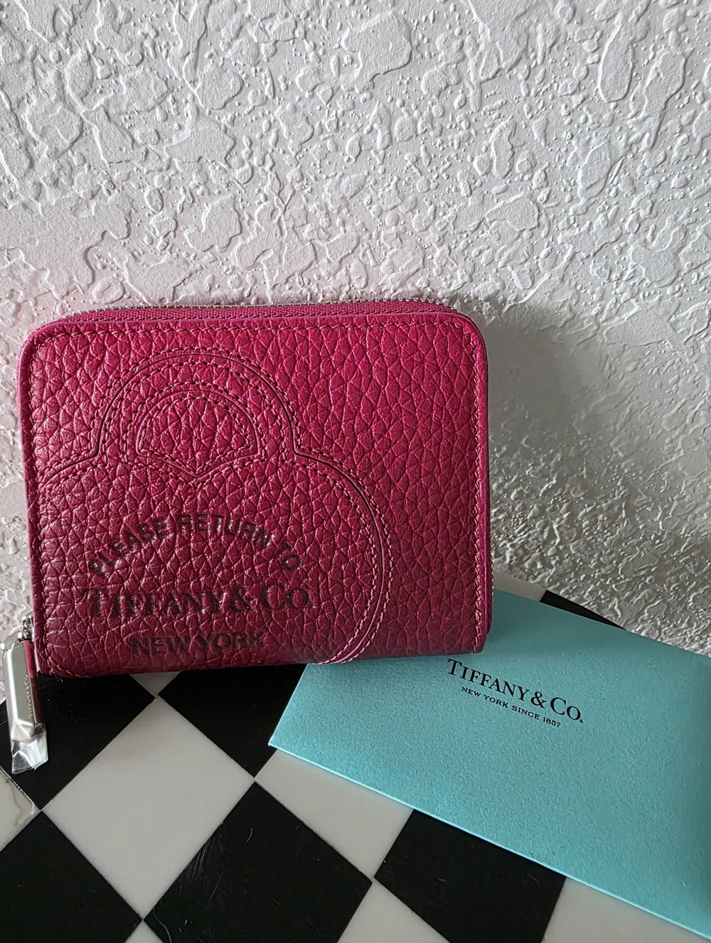 NWT Tiffany & Co. Women's Pink Ombre  Zip-Around Leather Wallet